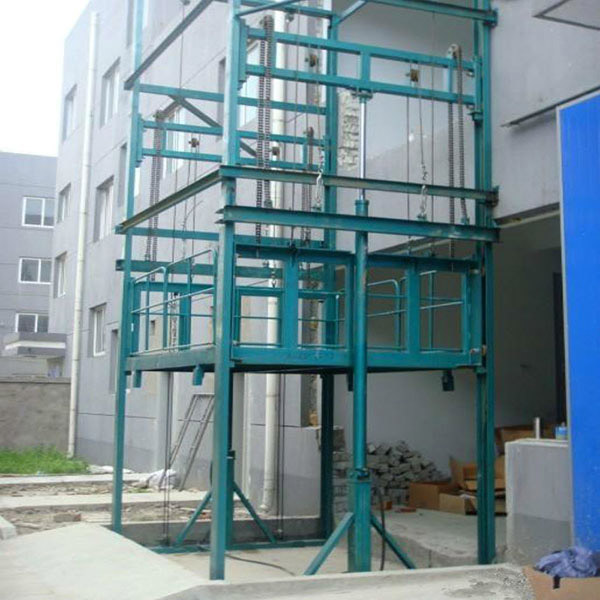 Cargo elevator