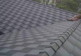 Flat roof tile