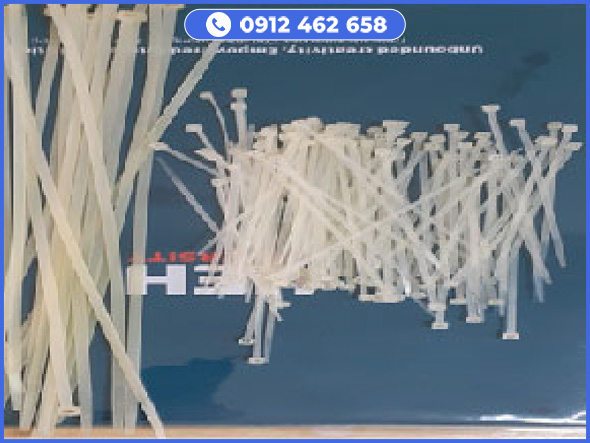 Plastic cable tie