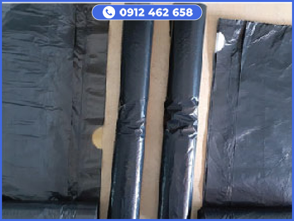 Garbage bag roll