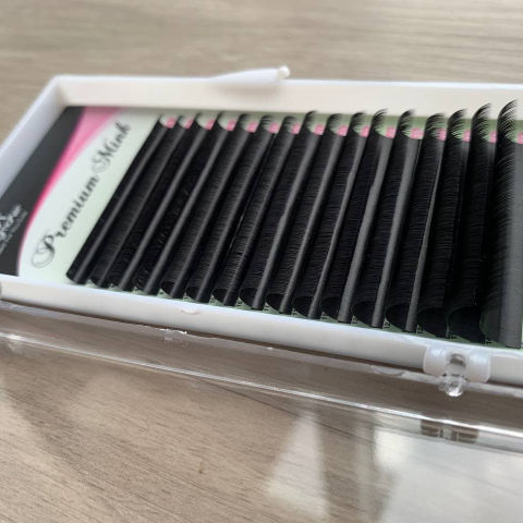 Diamond silk eyelashes