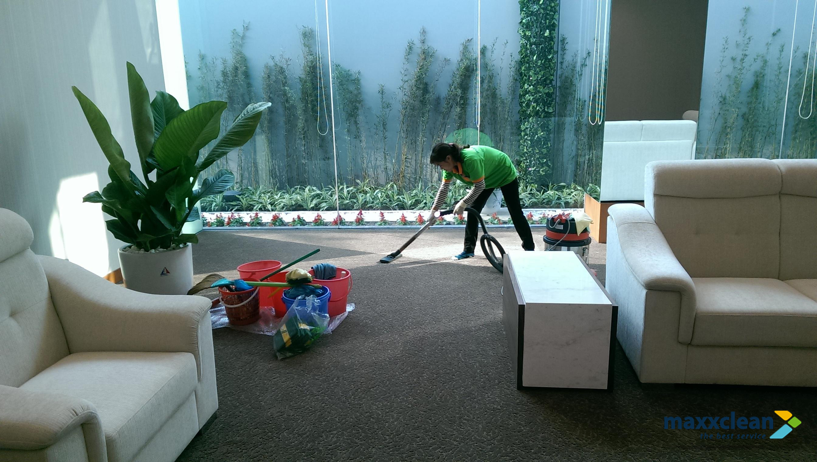 Industrial cleaning service