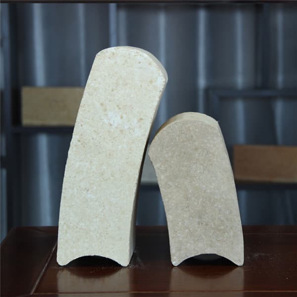 High alumina fire brick