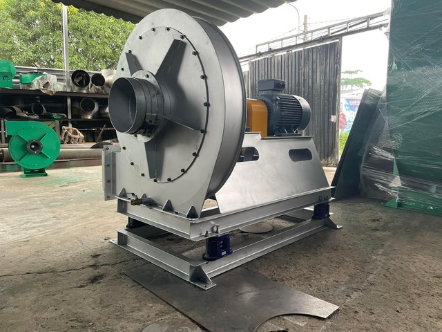 Centrifugal fan