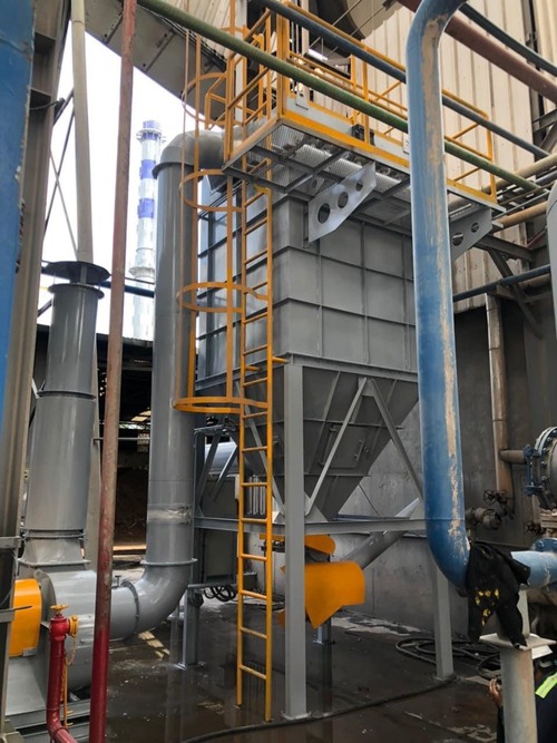 Fabric bag dust filtration system