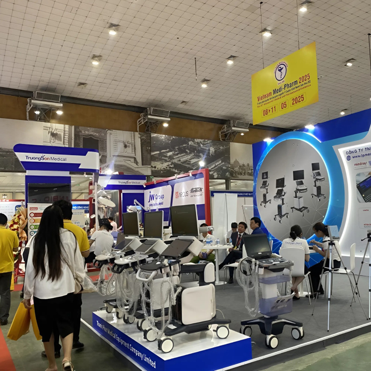 Sample shipments, non-commercial goods