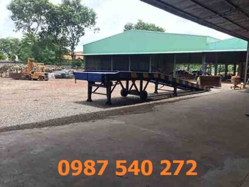 Used container loading ramp