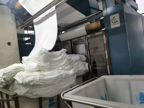 Fabric dyeing equipment