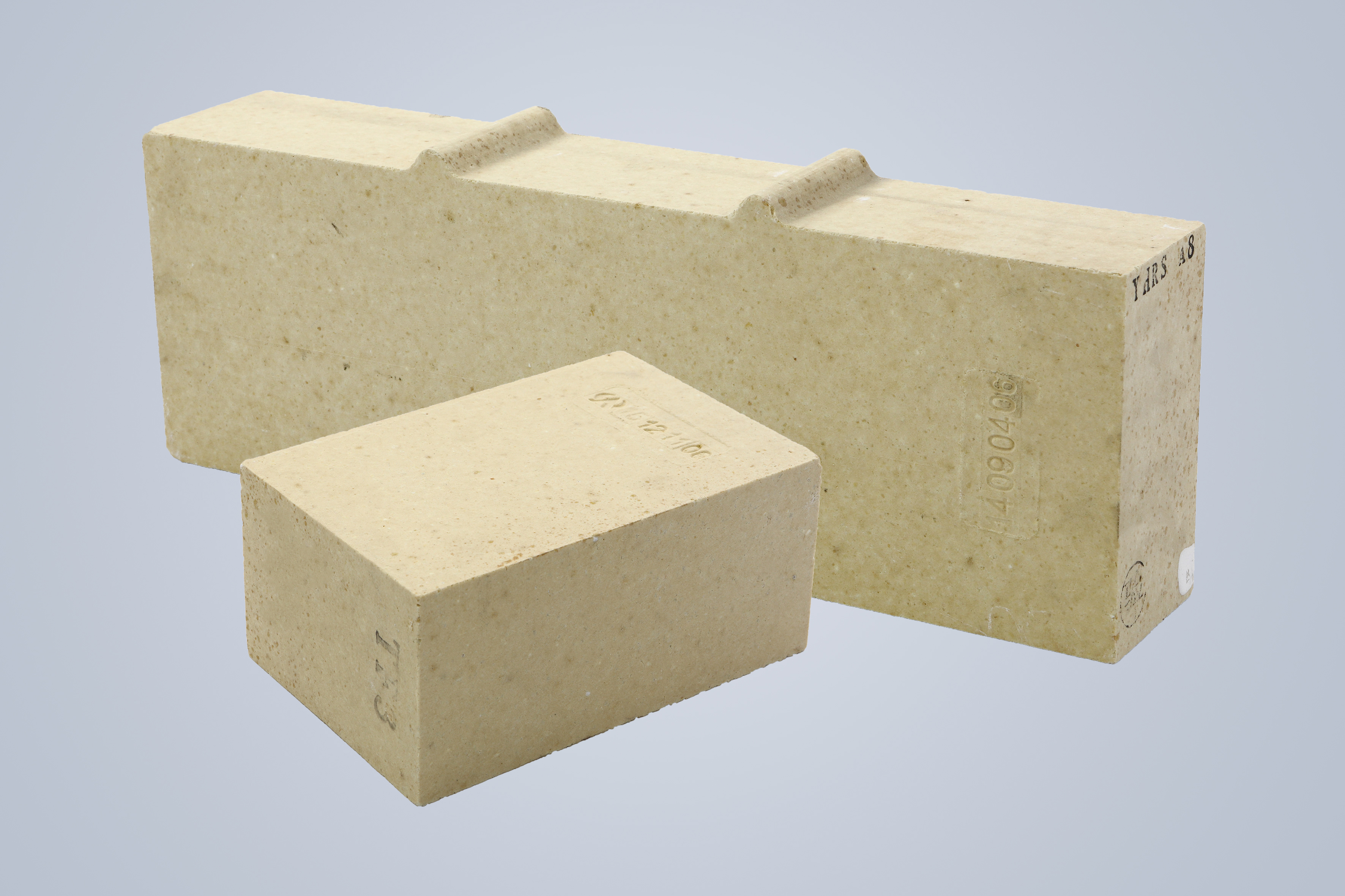 Mullite corundum brick