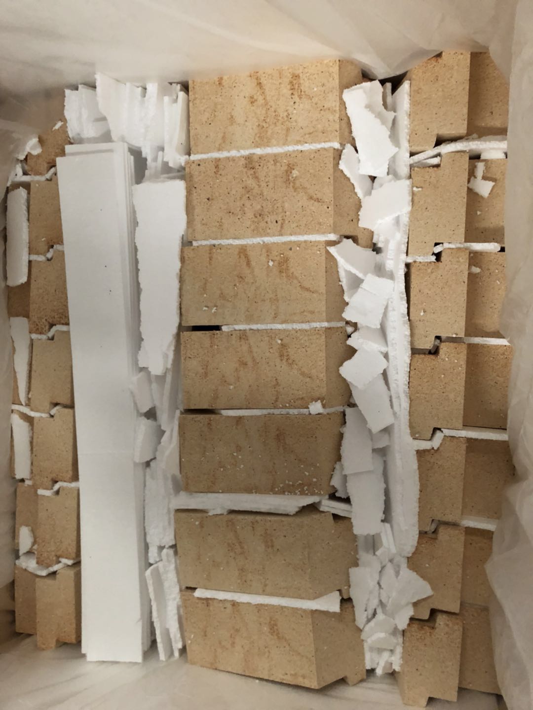 High alumina brick