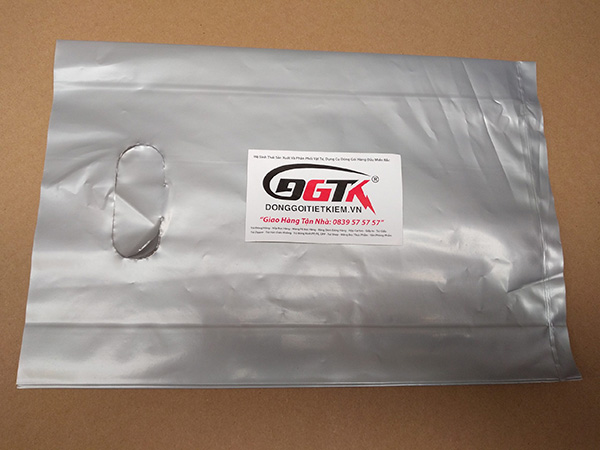 Garment packaging
