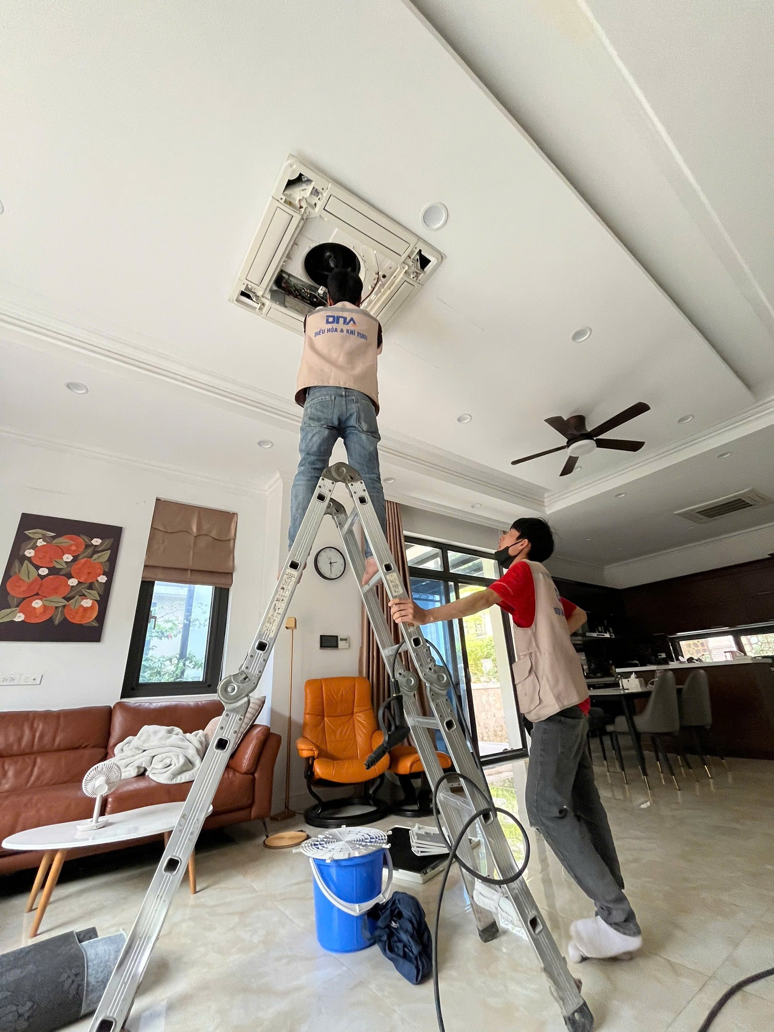 Professional air conditioner installation