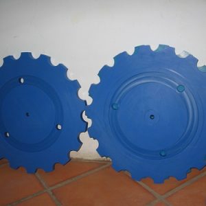 Plastic sprocket gear