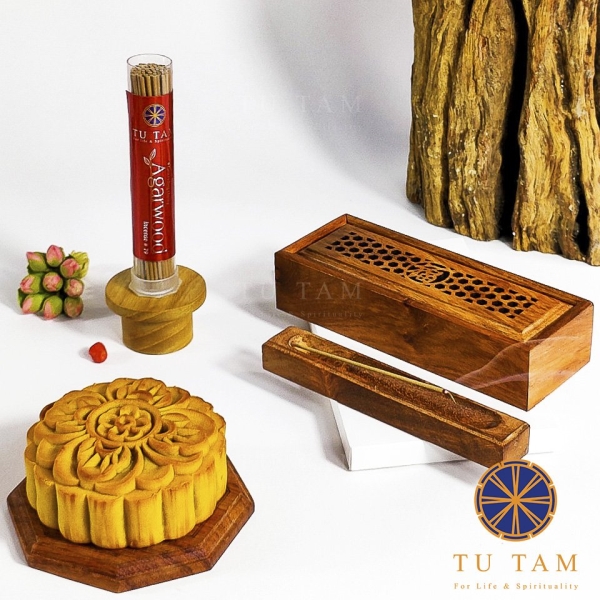 Agarwood incense