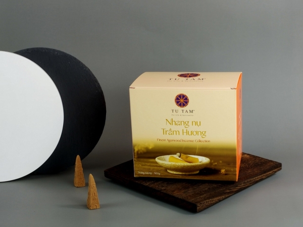 Agarwood incense