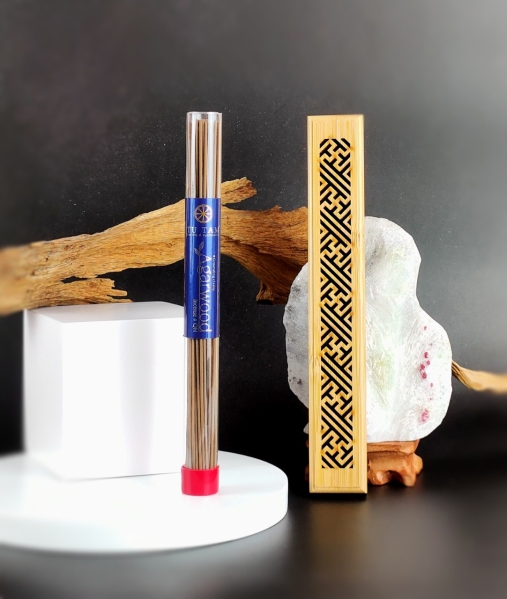 Agarwood incense