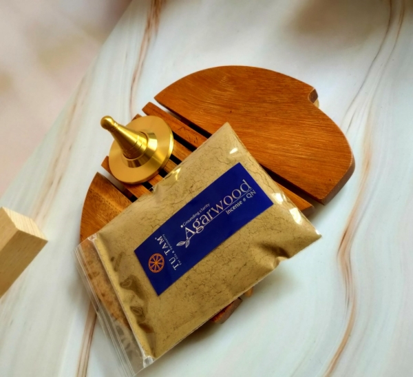 Agarwood incense