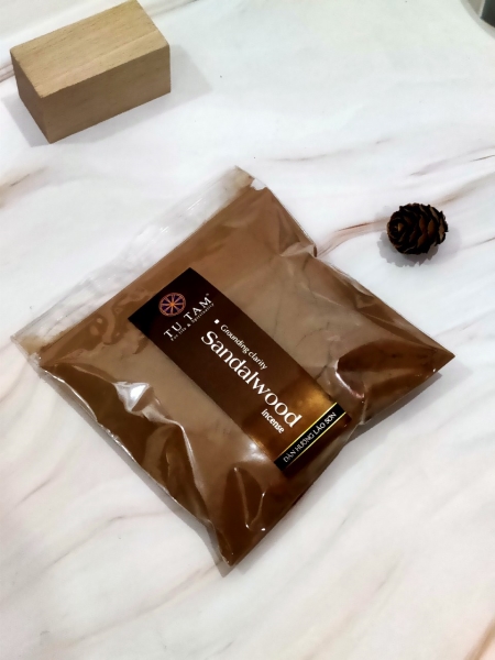 Agarwood incense