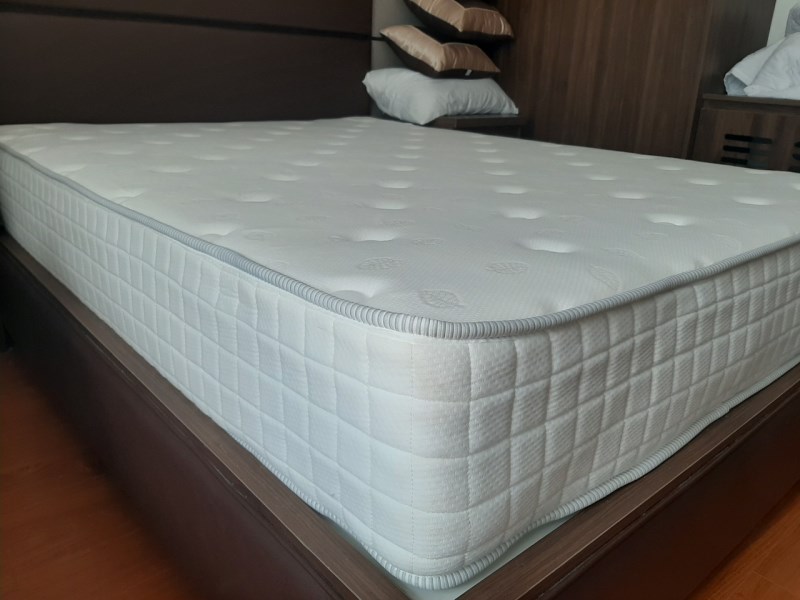 Antibacterial pressed cotton mattress