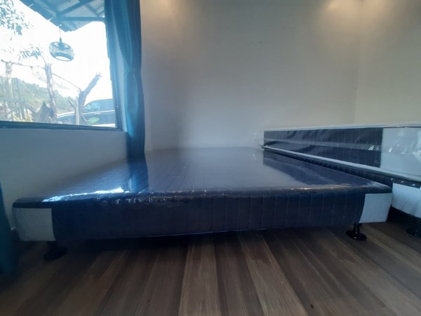 Divan bed
