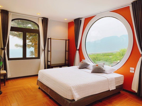 Sample hotel room