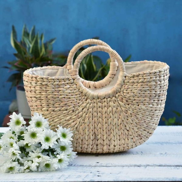 Natural hyacinth round bag