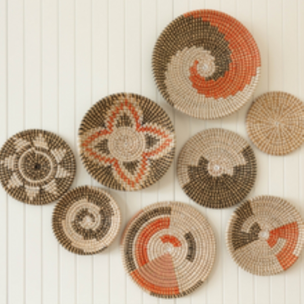 Seagrass wall basket