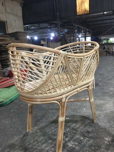 Rattan baby bed