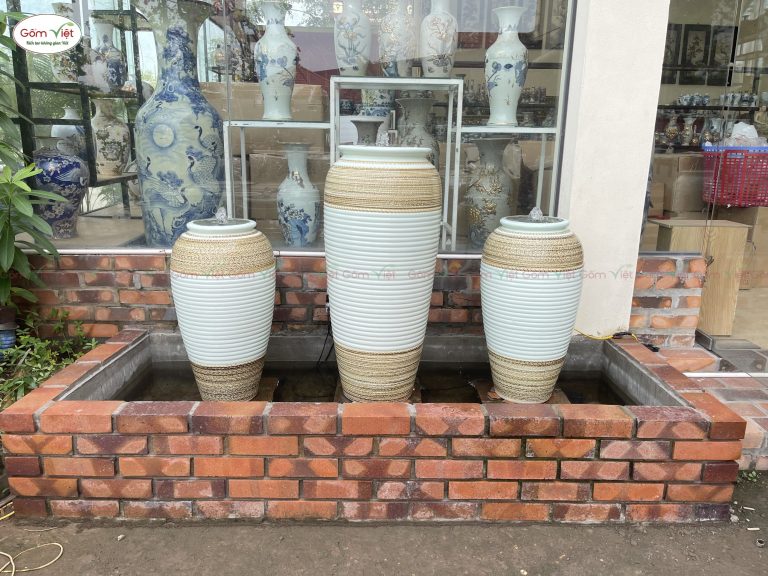 Set of three Brocade water jars