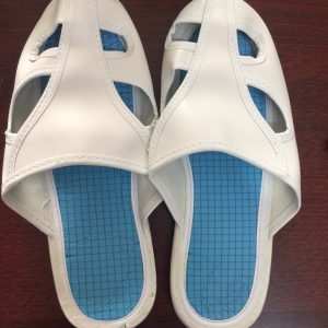Antistatic slippers