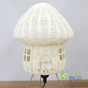 Mushroom-shaped bamboo and rattan lamp shade