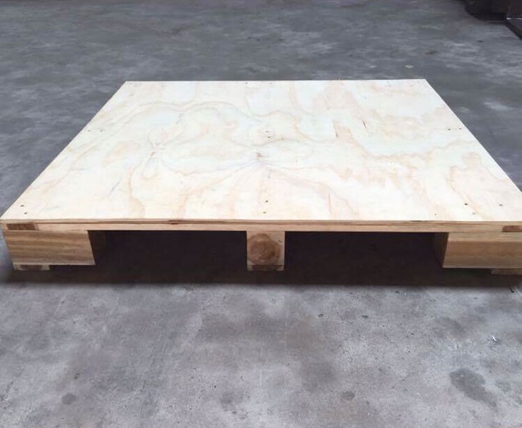 Plywood pallet