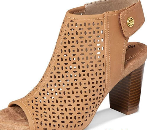 Laser cutting on shoes