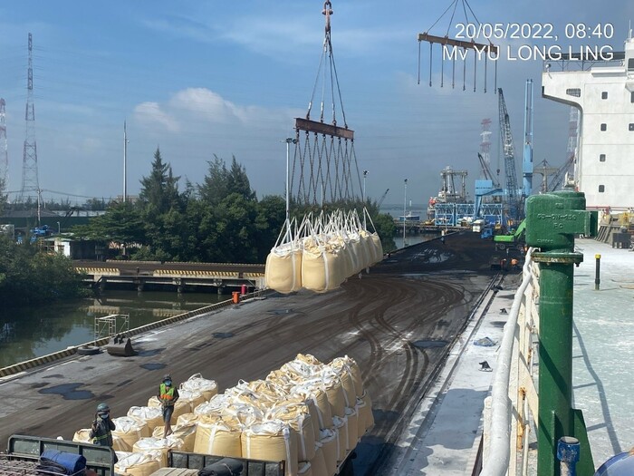 Supervision on loading operation