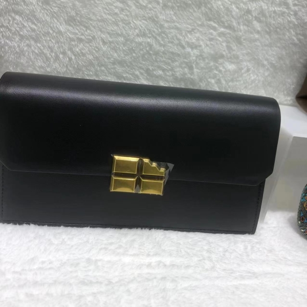 Fashion handbag