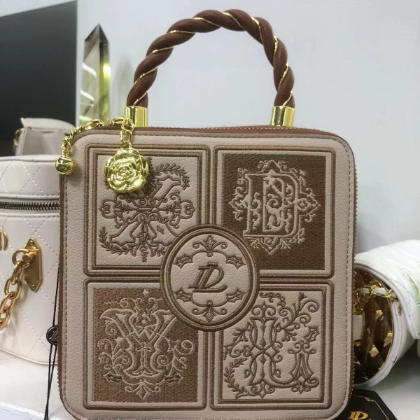 Fashion handbag
