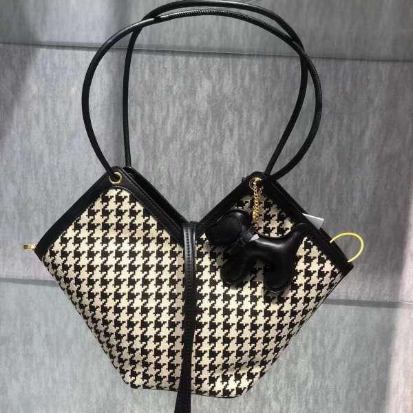 Fashion handbag