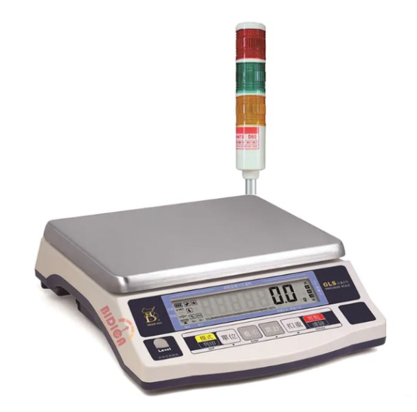 Scale with warning light