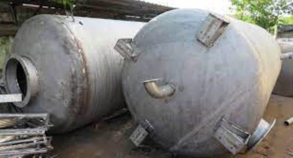 Tank and vessel processing