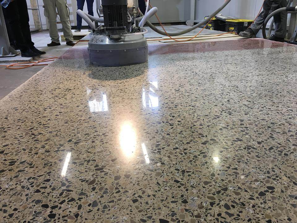 Granite polishing service