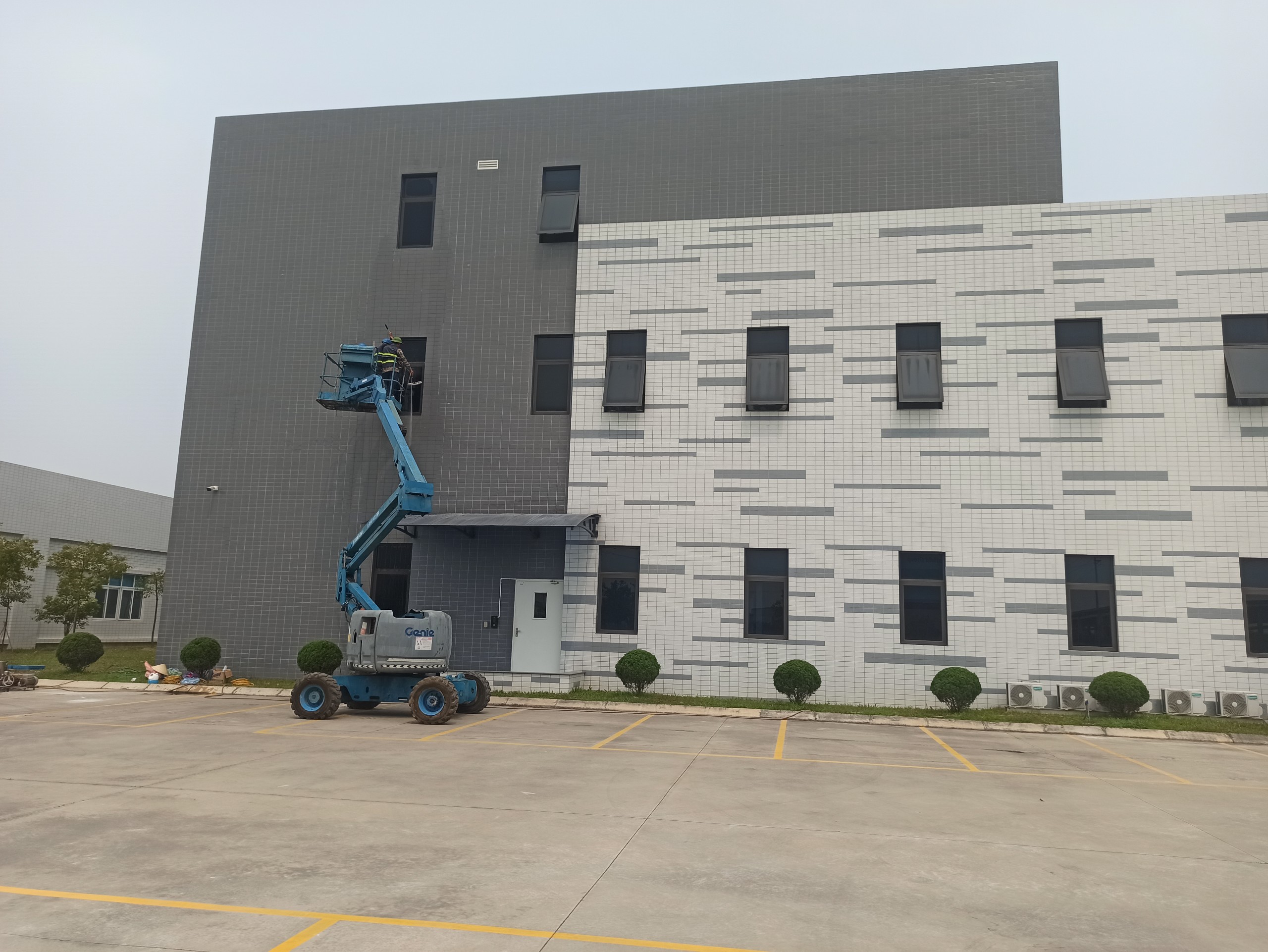 Industrial cleaning service