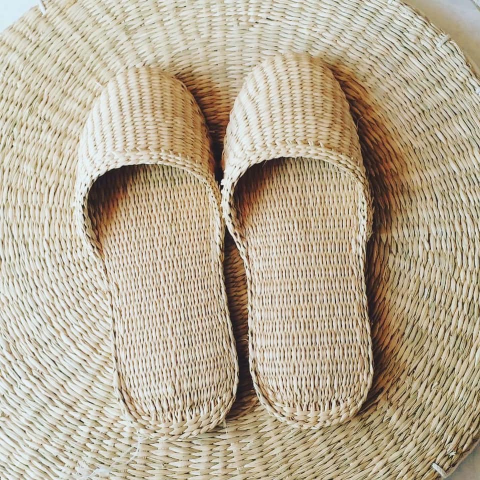 Sedge sandals