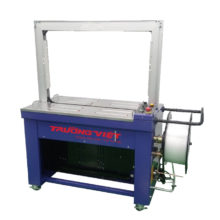 Automatic strapping machine