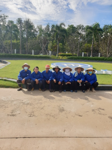 Grass caring & planting service