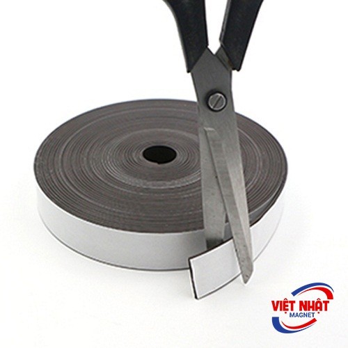 Flexible magnet