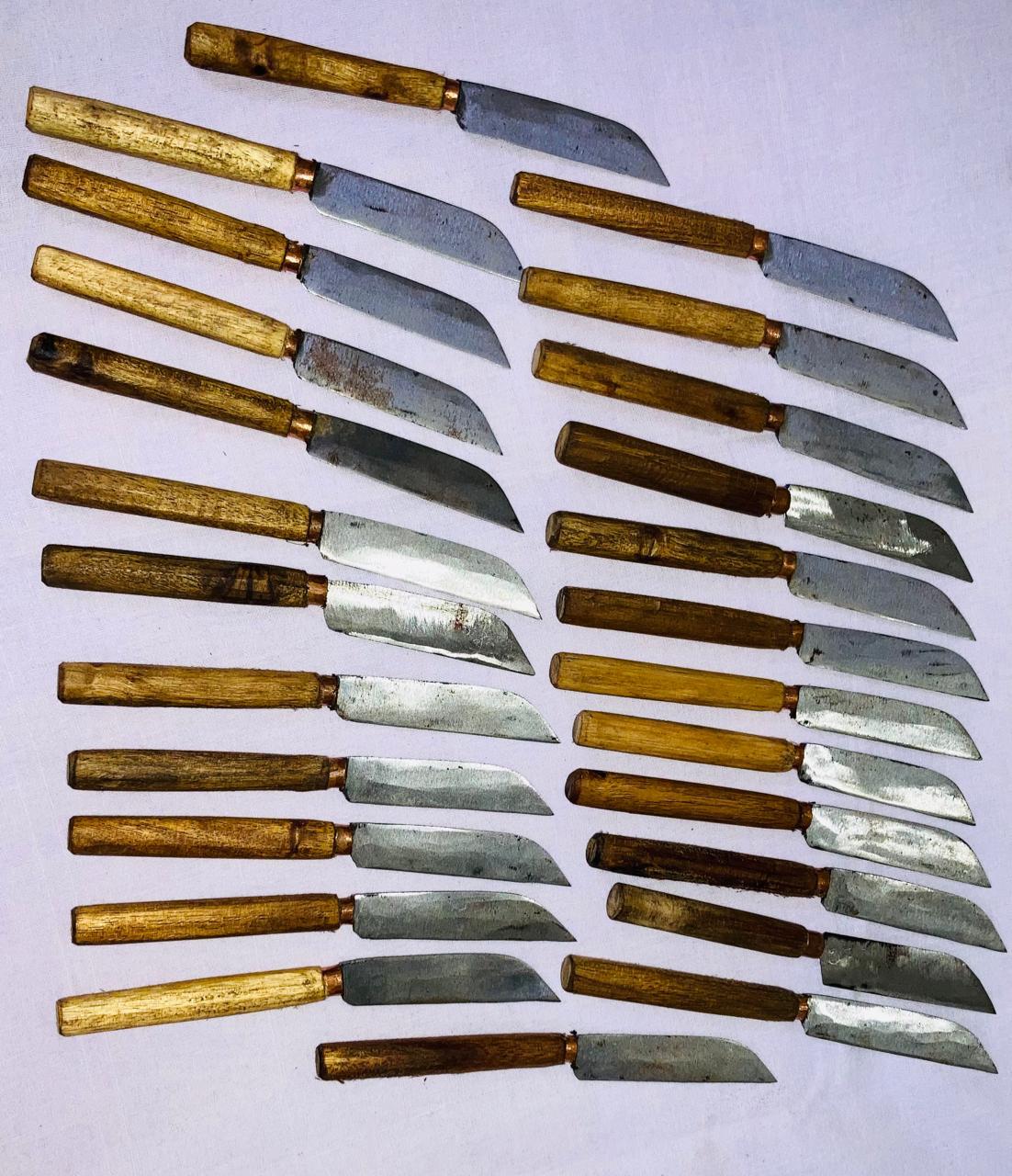 Peeling knife