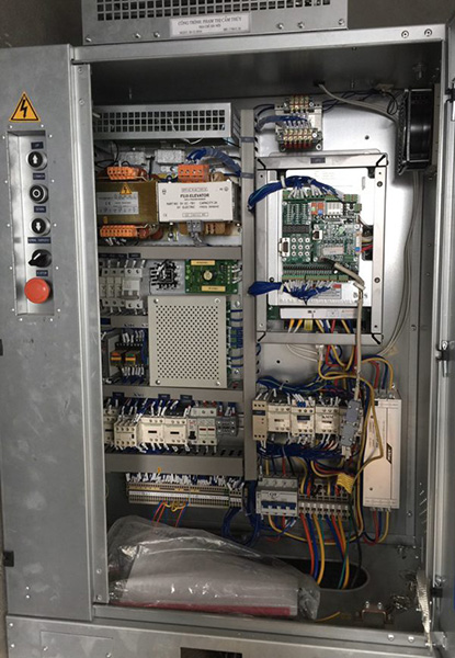 Fuji PLC control cabinet