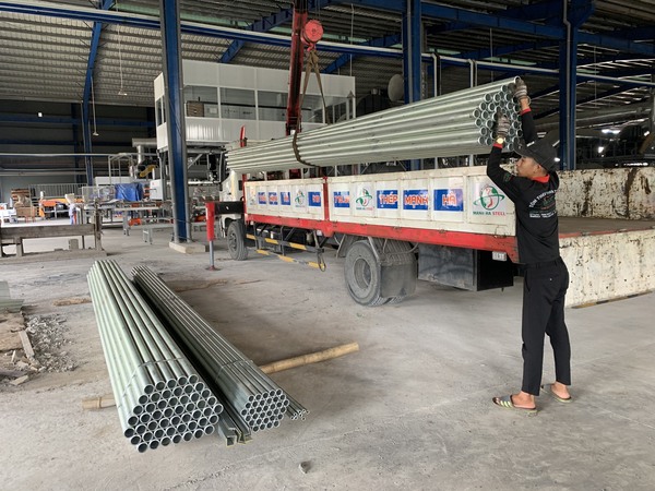 Steel tube