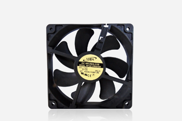 Radiator fan