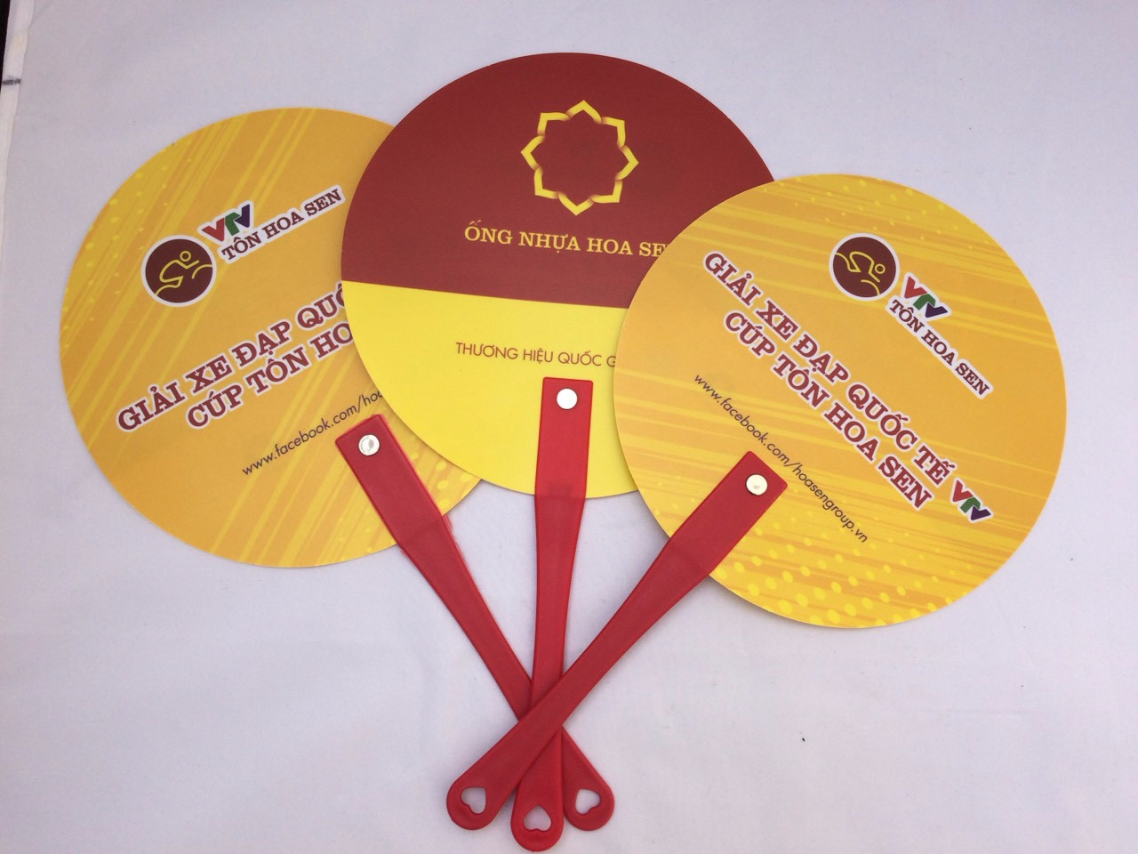 Hand fan